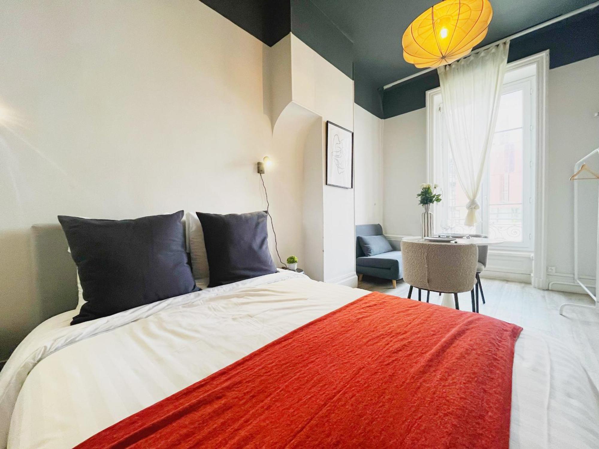 Suite Opium 리옹 외부 사진